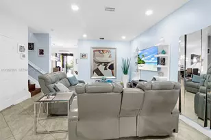 3323 W 90th Terrace, Hialeah, FL 33018 - Photo 21