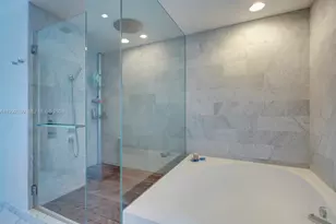 10203 Collins Ave, Bal Harbour, FL 33154 - Photo 29