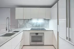 10203 Collins Ave, Bal Harbour, FL 33154 - Photo 7