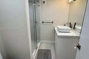 2751 S Ocean Dr, Hollywood, FL 33019 - Photo 29