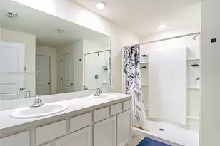 3034 Rim Dr, Spring Hill, FL 34609 - Photo 17