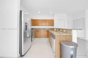 15267 SW 173rd Ln, Miami, FL 33187 - Photo 17