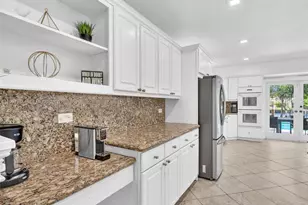 413 Tamarind Dr, Hallandale Beach, FL 33009 - Photo 35