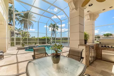 9886 Via Bernini, Lake Worth, FL 33467 - Photo 5