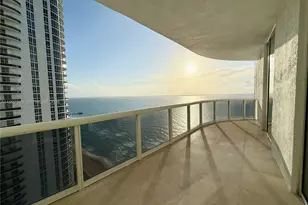 15901 Collins Ave, Sunny Isles Beach, FL 33160 - Photo 9