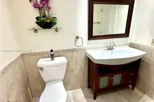 1904 S Ocean Dr, Hallandale Beach, FL 33009 - Photo 47