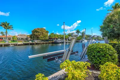 448 Poinciana Dr, Hallandale Beach, FL 33009 - Photo 57