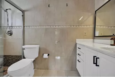 30 Bentley Dr, Miami Springs, FL 33166 - Photo 27