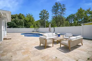 30 Bentley Dr, Miami Springs, FL 33166 - Photo 5