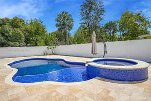 30 Bentley Dr, Miami Springs, FL 33166 - Photo 3