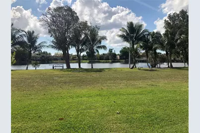 6713 SW 112th Ct, Miami, FL 33173 - Photo 17