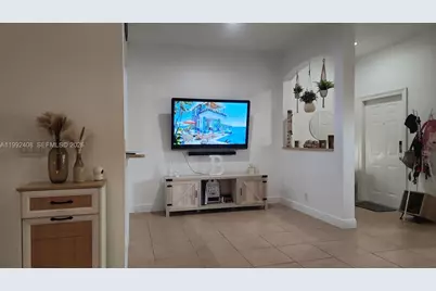 2607 SW 99th Way, Miramar, FL 33025 - Photo 3