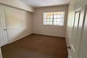 200 SW 117th Terrace, Pembroke Pines, FL 33025 - Photo 19