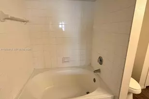 200 SW 117th Terrace, Pembroke Pines, FL 33025 - Photo 11