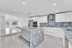 875 E 8th St, Hialeah, FL 33010 - Photo 7