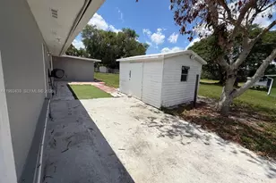 2356 Royal Oaks Blvd, Kissimmee, FL 34744 - Photo 33