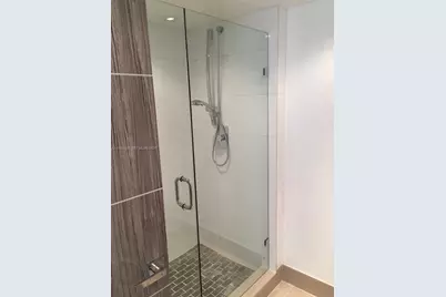 1688 West Ave #1008, Miami Beach, FL 33139 - Photo 13