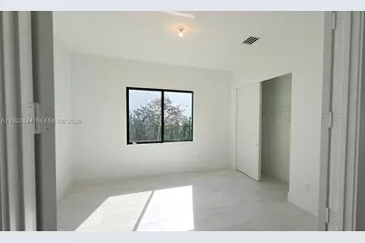 19708 NE 14th Ave, Miami, FL 33179 - Photo 47