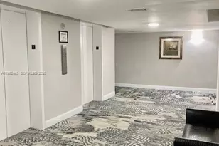 3140 S Ocean Dr, Hallandale Beach, FL 33009 - Photo 21