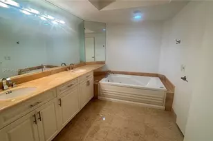 4779 Collins Ave, Miami Beach, FL 33140 - Photo 33