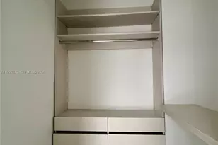 2333 Brickell Ave, Miami, FL 33129 - Photo 9