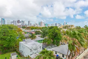 816 NW 11th St, Miami, FL 33136 - Photo 17