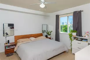 816 NW 11th St, Miami, FL 33136 - Photo 5