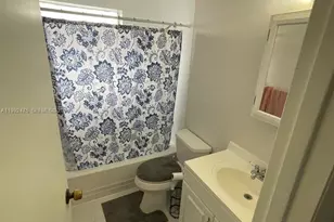 10357 N Kendall Dr, Miami, FL 33176 - Photo 3