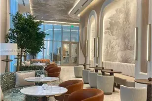 77 SE 5th St, Miami, FL 33131 - Photo 19