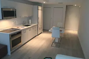 55 SW 9th St, Miami, FL 33130 - Photo 49