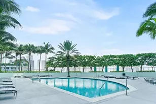 1900 N Bayshore Dr, Miami, FL 33132 - Photo 29