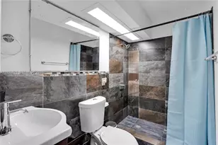 2175 NE 56th St, Fort Lauderdale, FL 33308 - Photo 5