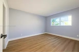 333 NW 17th Ct, Fort Lauderdale, FL 33311 - Photo 9