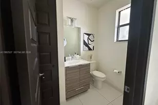 15981 NW 91st Ct, Miami Lakes, FL 33018 - Photo 3