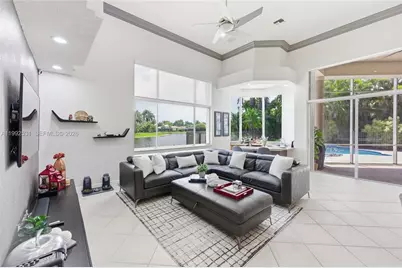 2488 Provence Cir, Weston, FL 33327 - Photo 17