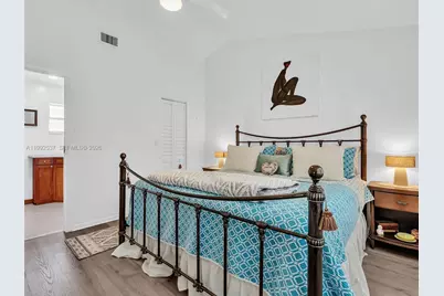 371 NW 101st Ter, Pembroke Pines, FL 33026 - Photo 21