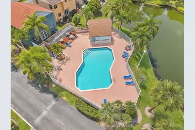 371 NW 101st Ter, Pembroke Pines, FL 33026 - Photo 37