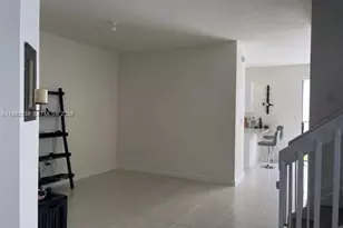 11064 W 33 Way, Hialeah Gardens, FL 33018 - Photo 5