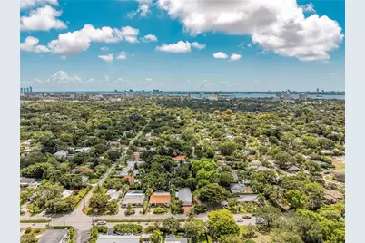 615 NE 115th St, Biscayne Park, FL 33161 - Photo 63