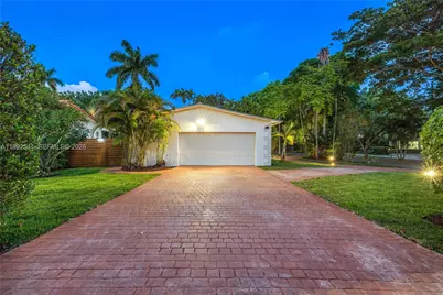 615 NE 115th St, Biscayne Park, FL 33161 - Photo 5