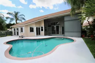 2686 Palmer Pl, Weston, FL 33332 - Photo 7