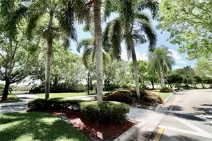 2686 Palmer Pl, Weston, FL 33332 - Photo 3