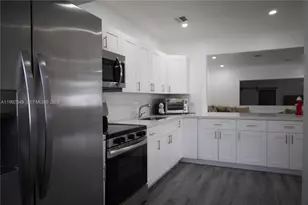 181 NE 121st St, North Miami, FL 33161 - Photo 5