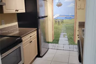 2020 NE 135th St, North Miami, FL 33181 - Photo 13