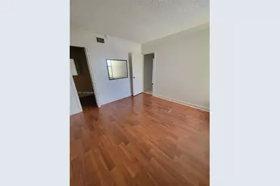 2020 NE 135th St #904, North Miami, FL 33181 - Photo 7