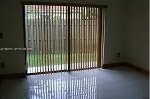 7010 SW 103rd Pl, Miami, FL 33173 - Photo 5