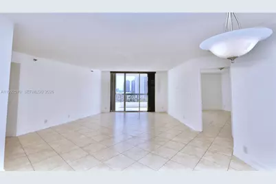 3500 Mystic Pointe Dr #1207, Aventura, FL 33180 - Photo 1