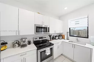 24644 SW 118th Ct, Homestead, FL 33032 - Photo 9