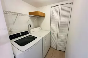 481 SW 113th Way, Pembroke Pines, FL 33025 - Photo 15