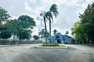 481 SW 113th Way, Pembroke Pines, FL 33025 - Photo 27